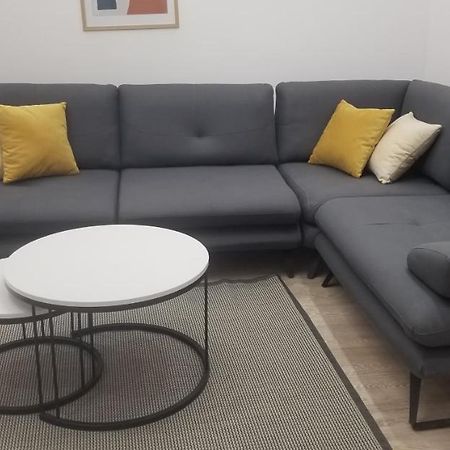 2A Near Blloku Area Apartment Tiranë Eksteriør bilde