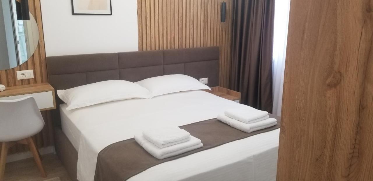 2A Near Blloku Area Apartment Tiranë Eksteriør bilde