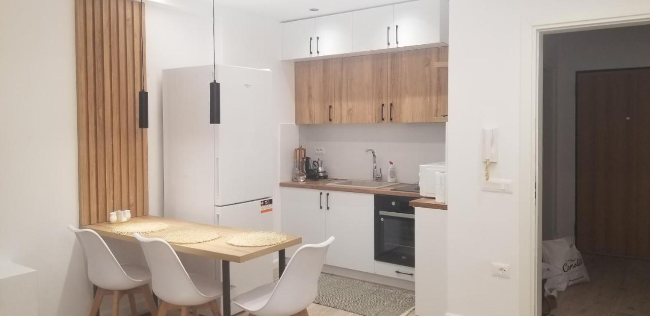 2A Near Blloku Area Apartment Tiranë Eksteriør bilde